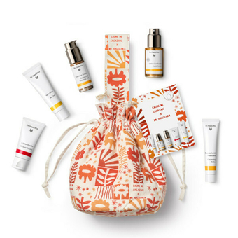 Les Essentiels de l'été - Dr. Hauschka x Laure de Sagazan Dr. Hauschka - Les Essentiels de l'été - Dr. Hauschka x Laure de Sagazan